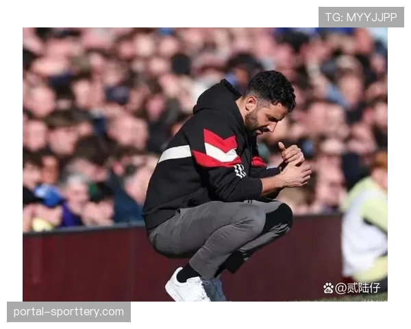 莫耶斯谈埃弗顿阵容调整,伤病潮中求稳为主 莫耶斯谈埃弗顿阵容调整,伤病潮中求稳为主