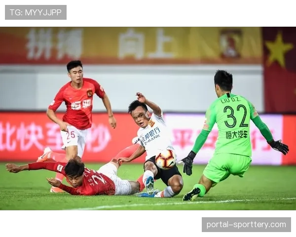 特写：一家百年球迷酒吧，如何在社区足球计划中焕发新生